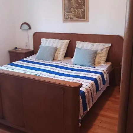 Bude Apartment *